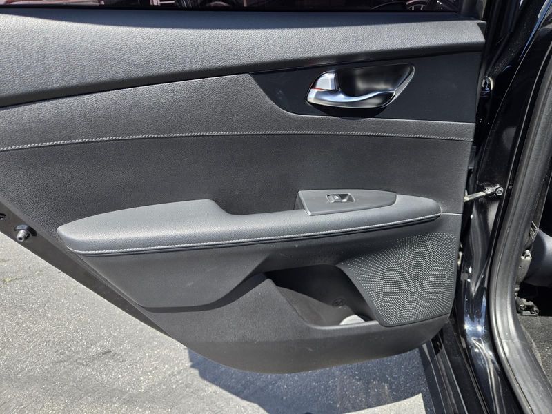 Used 2023 Kia Forte GT-Line IVT