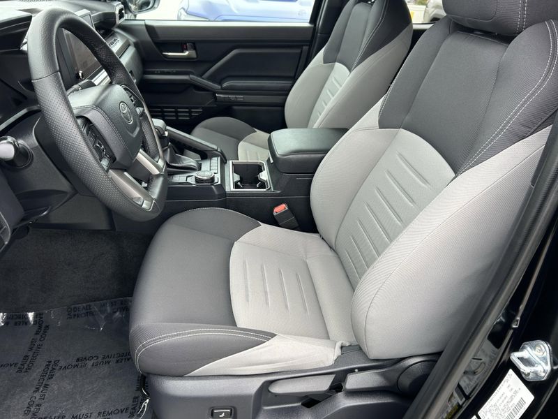 Used 2024 Toyota Tacoma TRD SportImage 17