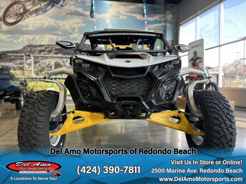 2024 Can-Am 9BRB  in a CATALYST GRAY & NEO YELLOW exterior color. Del Amo Motorsports of Redondo Beach (424) 304-1660 delamomotorsports.com 