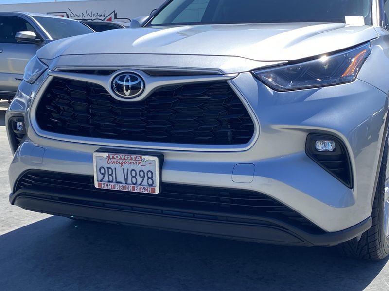 Used 2022 Toyota Highlander LEImage 7