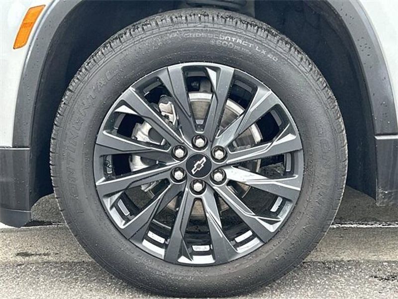 Used 2023 Chevrolet Traverse RSImage 10