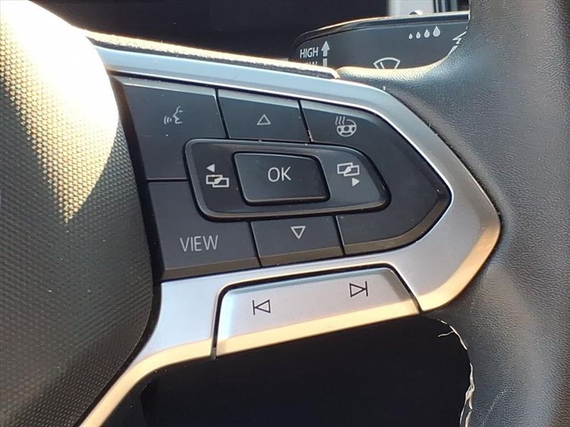 Used 2021 Volkswagen Atlas Cross Sport 3.6L V6 SEL PremiumImage 25