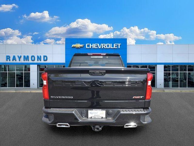 New 2026 Chevrolet Silverado 1500 RSTImage 5