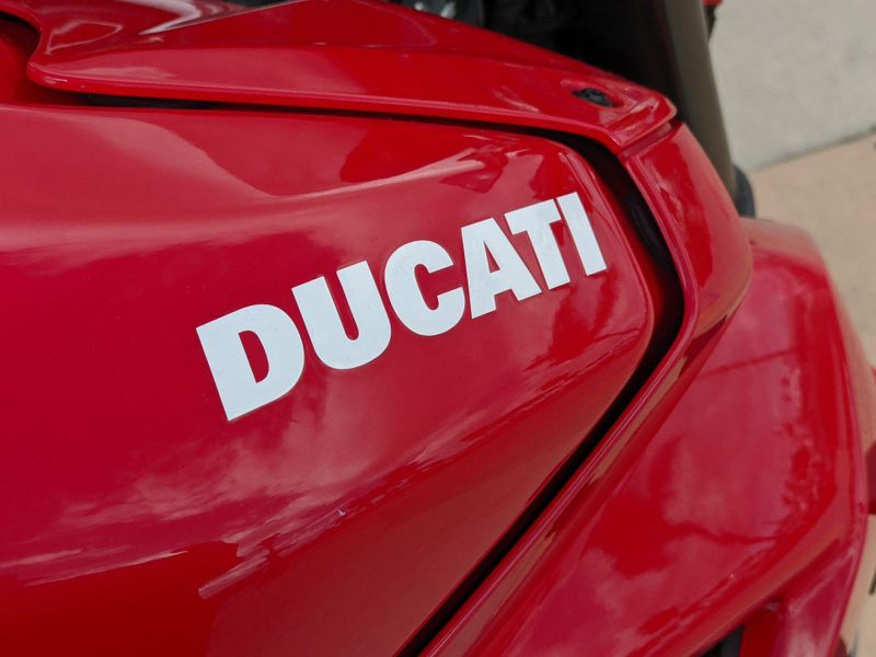 Used 2021 Ducati STREETFIGHTER V4 Image 26