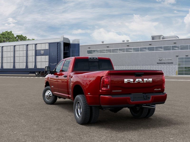 New 2027 RAM 3500 Big HornImage 3
