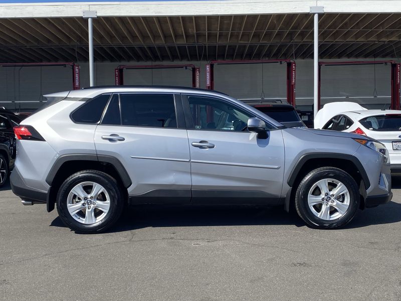 Used 2021 Toyota RAV4 XLEImage 2