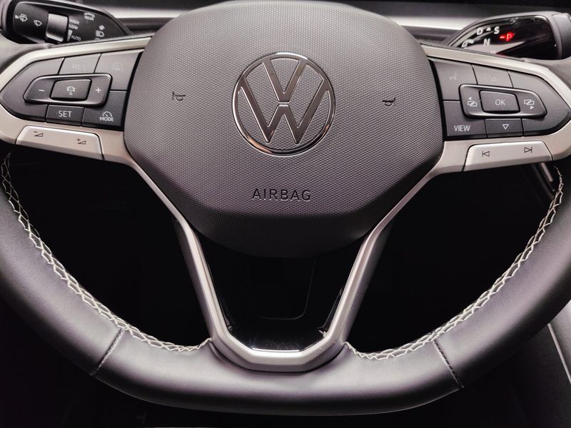 Used 2025 Volkswagen Tiguan S 4-Motion AWDImage 23