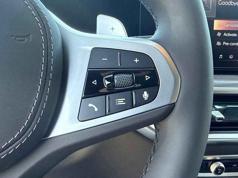 New 2027 BMW X7 xDrive40iImage 23