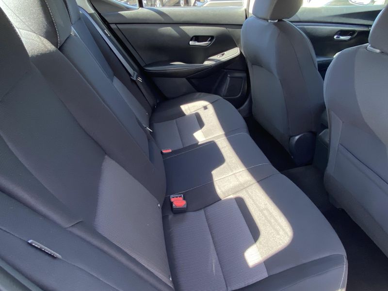 Used 2022 Nissan Sentra SVImage 12