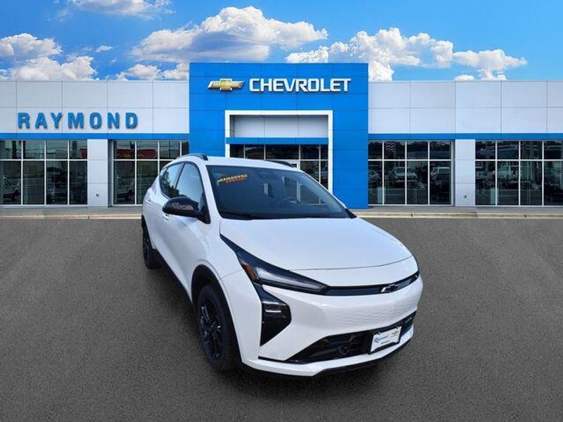 New 2027 Chevrolet Bolt EV RSImage 10