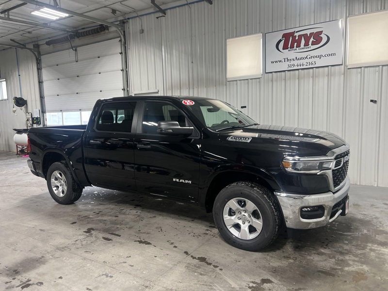 2025 RAM 1500 Big Horn Crew Cab 4x4 5