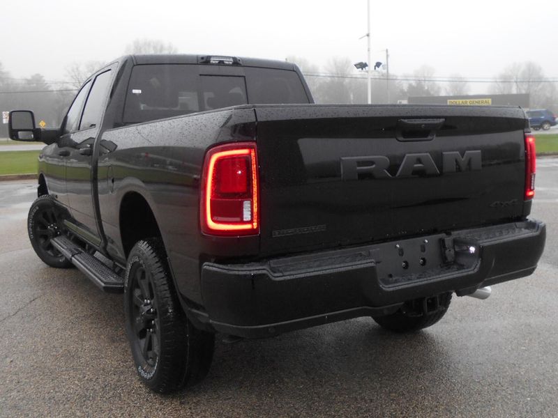 2025 RAM 2500 Big Horn Crew Cab 4x4 6