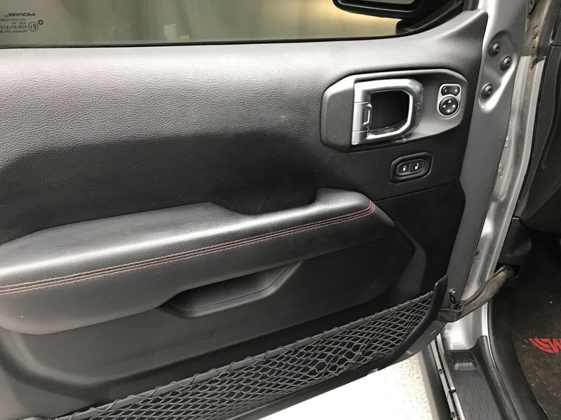 Used 2020 Jeep Gladiator RubiconImage 4