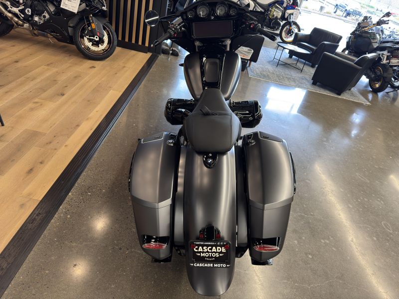 2025 BMW R 18 B - MINERAL GREY METALLIC MATTE