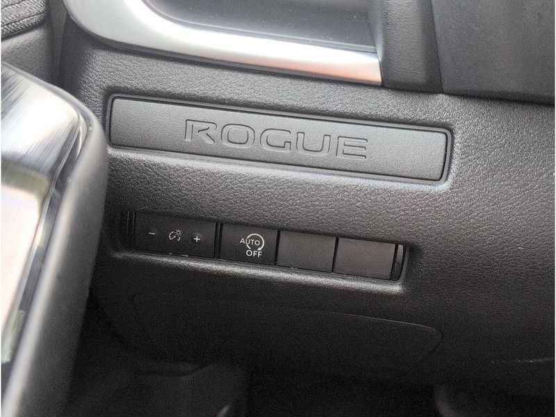 Used 2023 Nissan Rogue SImage 26
