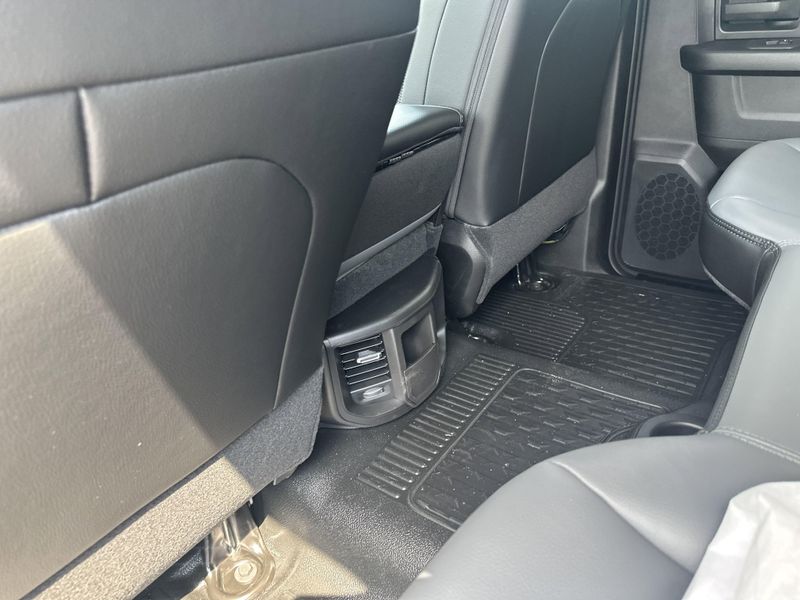 2025 RAM 4500 Tradesman Chassis Crew Cab 4x4 60