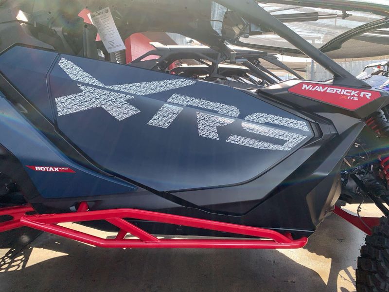2025 Can-Am MAVERICK R X RS 999T DCT Image 20