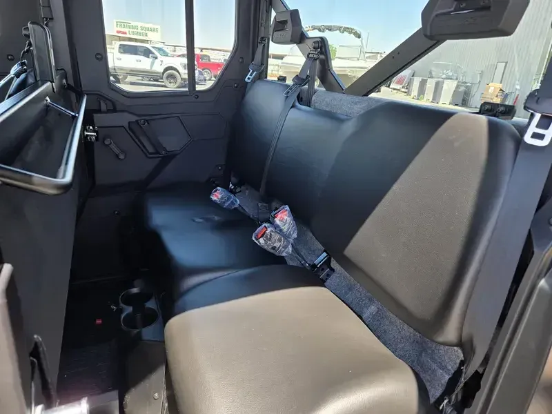 NEW 2027 POLARIS RANGER CREW XP 1000 CAB Image 17