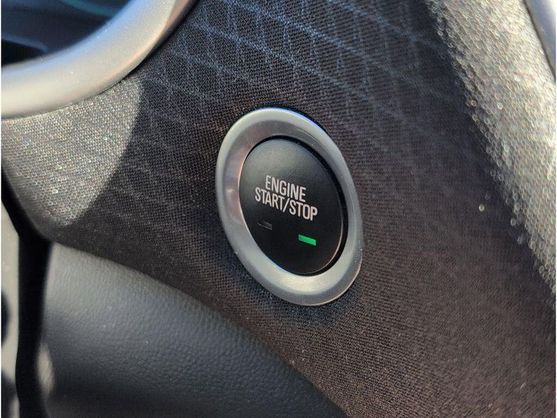 Used 2023 Chevrolet Malibu LTImage 17