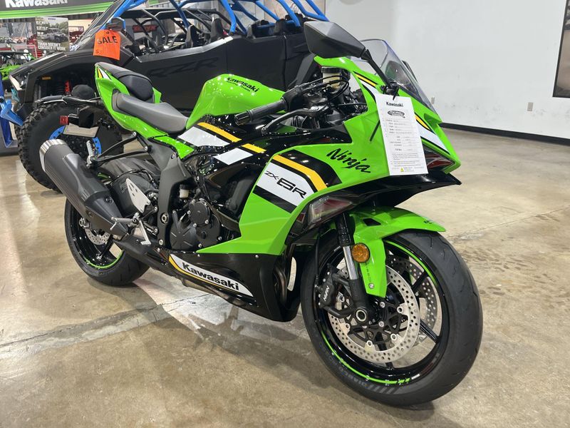 New 2025 Kawasaki NINJA ZX-6R ABS KRT EDITION Image 18