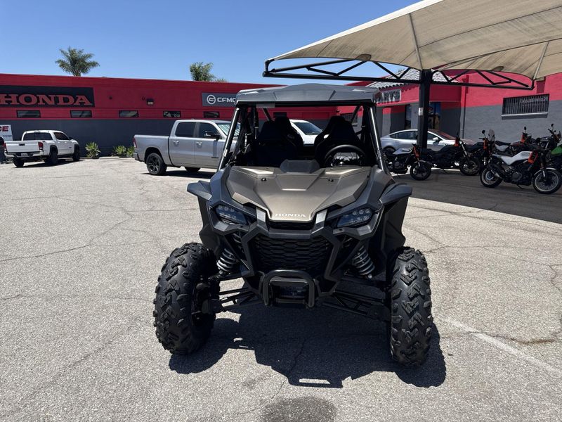 New 2026 Honda TALON1000X4 FOX LIVEVALVE Image 11