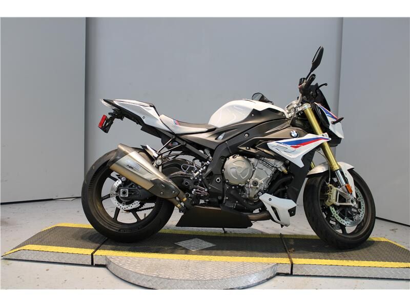 Used 2017 BMW S 1000 R Image 1