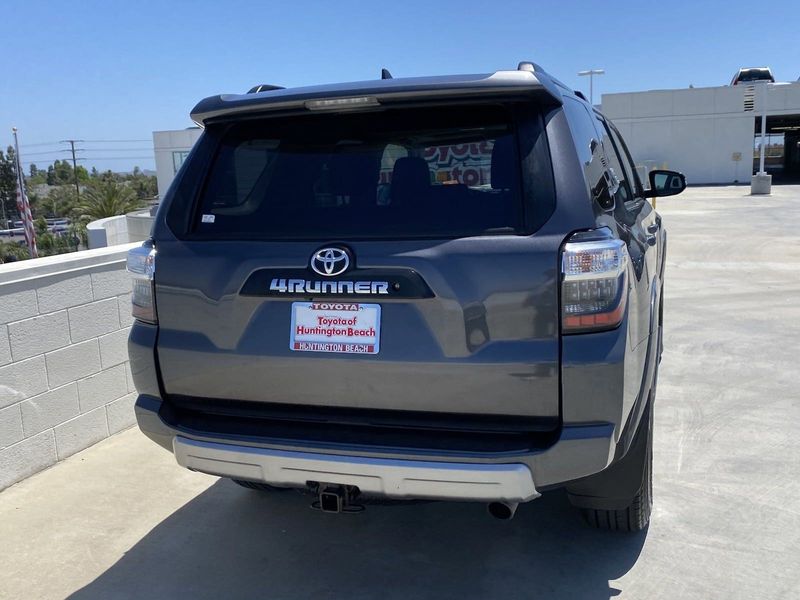 2019 Toyota 4Runner TRD Off-Road PremiumImage 5