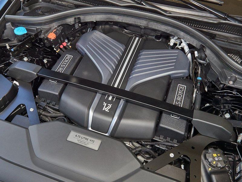 New 2026 Rolls-Royce Cullinan Black BadgeImage 26