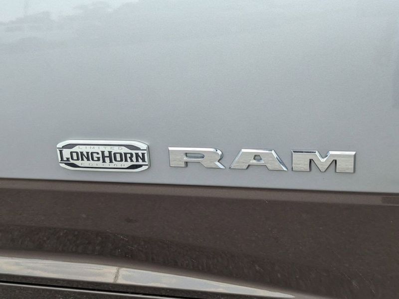 2021 RAM 3500 LonghornImage 12