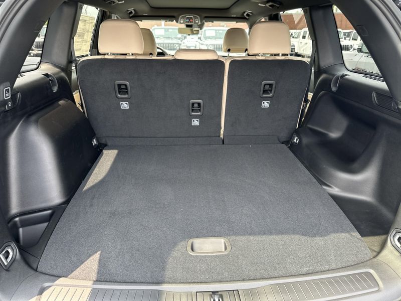 2025 Jeep Grand Cherokee Limited 4x4Image 13