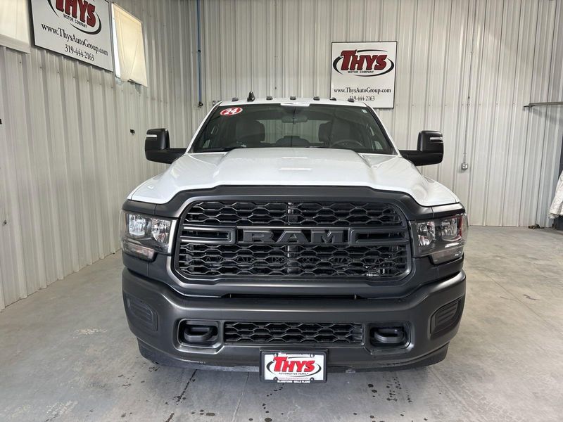 2024 RAM 2500 Tradesman Crew Cab 4x4 6