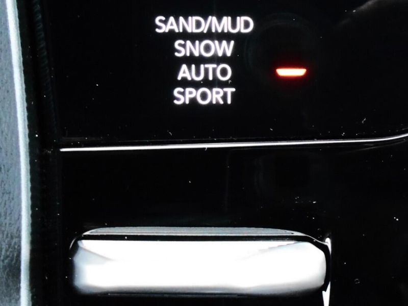 2025 Jeep Grand Cherokee L Limited 4x4Image 15