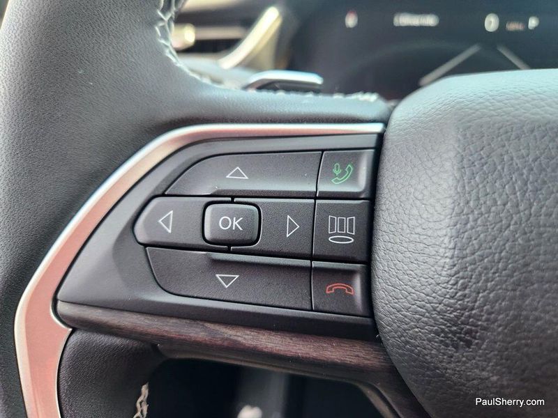 2025 Jeep Grand Cherokee Limited 4x4Image 24