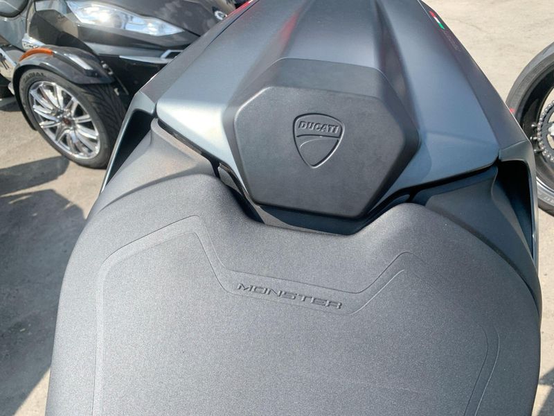 Used 2022 Ducati Monster 937 Image 27
