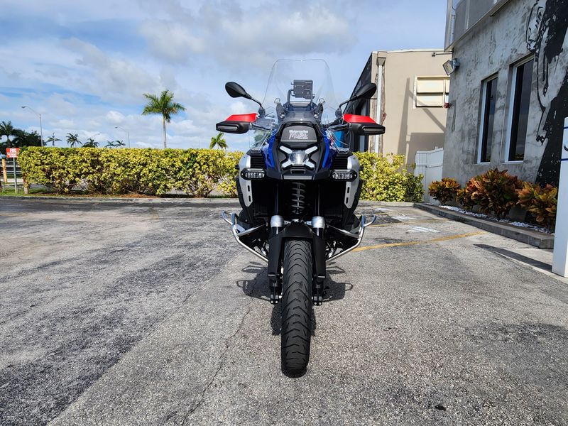 2025 BMW R 1300 GS AdventureImage 2