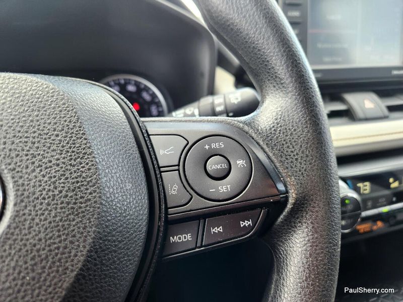 Used 2021 Toyota RAV4 XLE