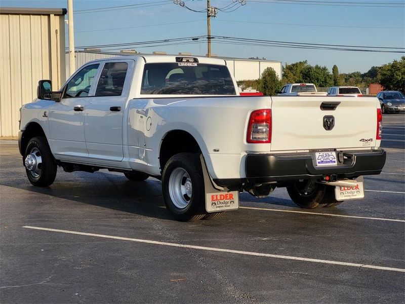 2024 RAM 3500 Tradesman Crew Cab 4x4 8