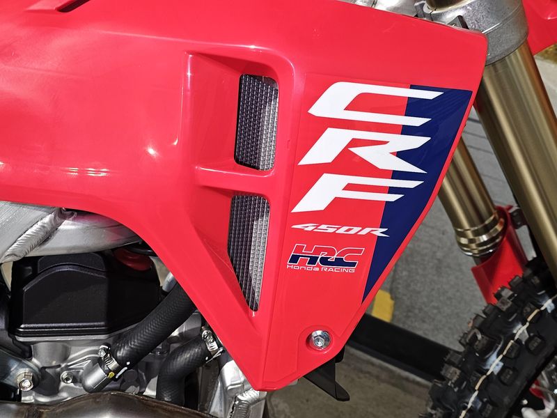 New 2025 Honda CRF450R Image 4