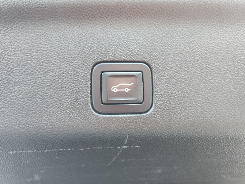 Used 2024 Chevrolet Suburban High Country