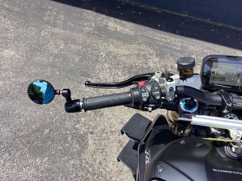 2024 Ducati Streetfighter V4 S