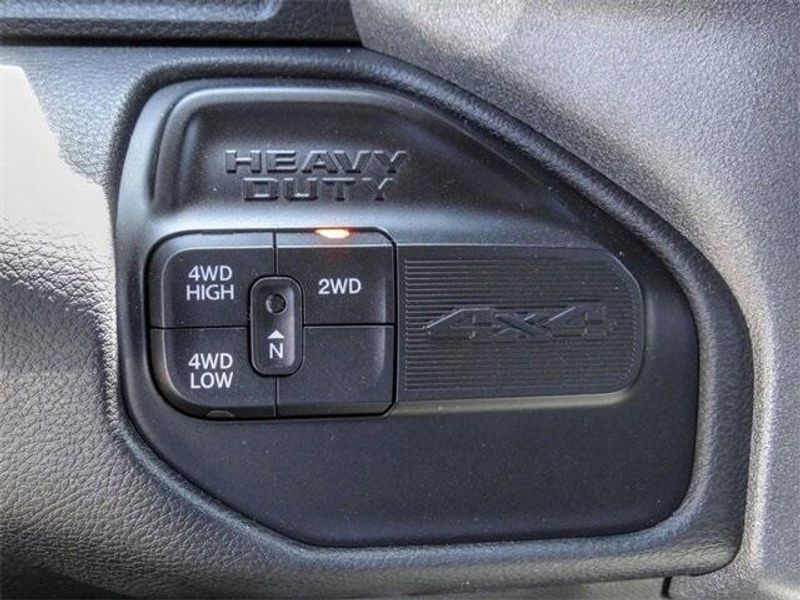 2022 Ram 2500 Tradesman photo 8