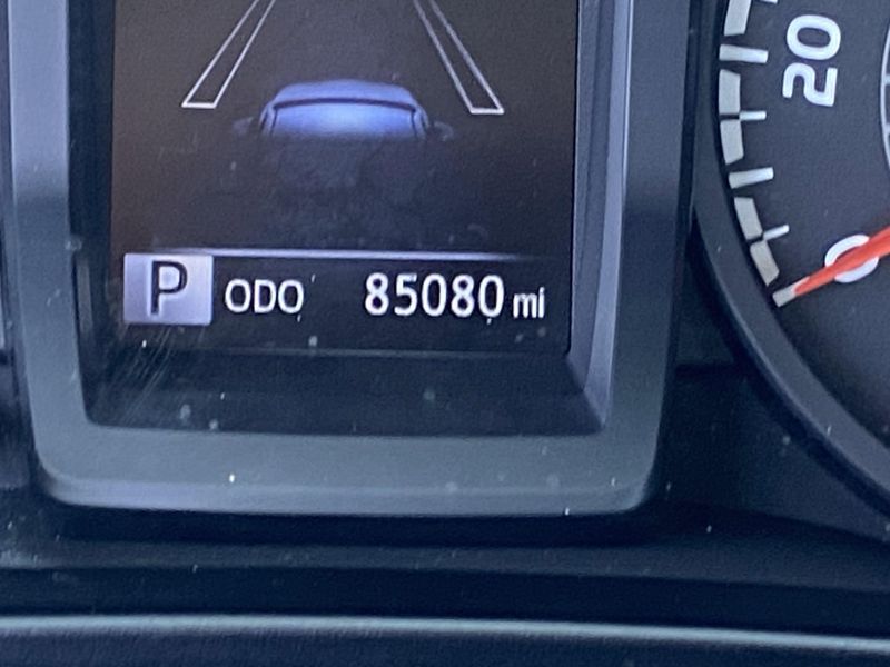 Used 2018 Toyota Tacoma Image 29