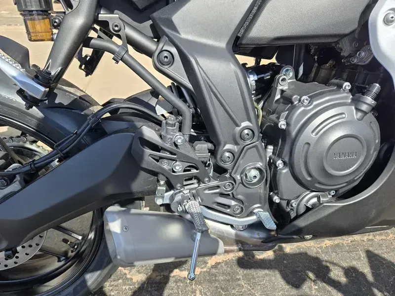 NEW 2026 YAMAHA YZF-R7 70TH ANNIVERSARY EDITION Image 13