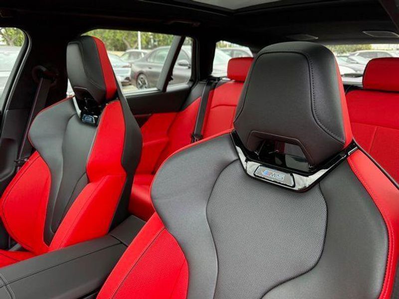 New 2026 BMW M5 BaseImage 19