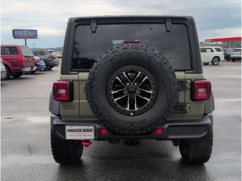 New 2025 Jeep Wrangler 4-door RubiconImage 4