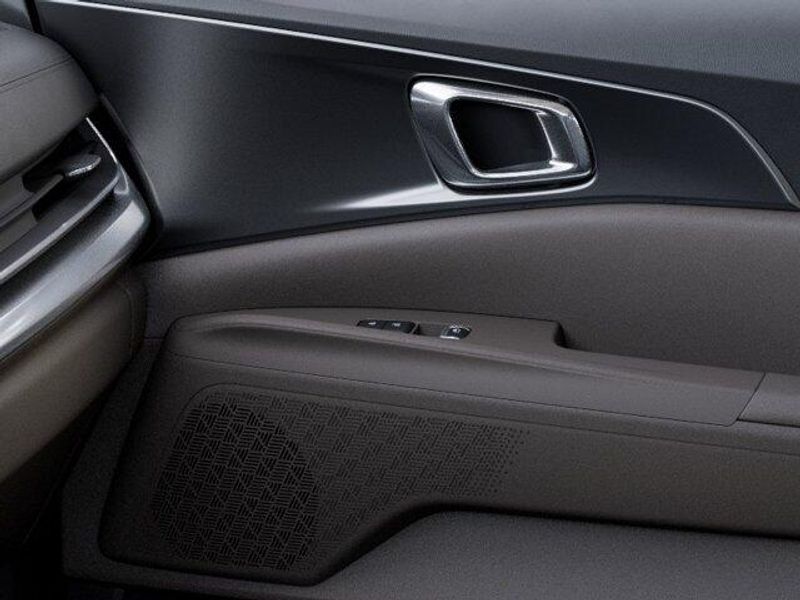 New 2027 Kia Carnival LXImage 26