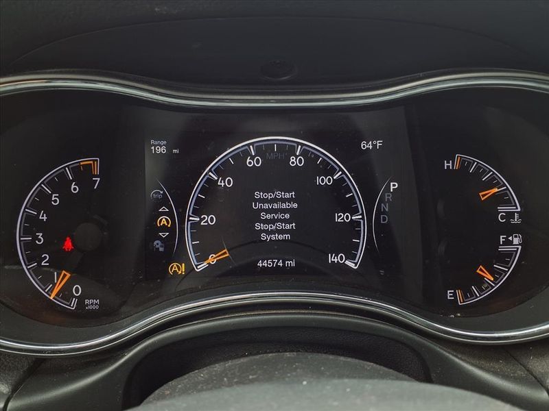 Used 2021 Jeep Grand Cherokee Laredo XImage 17