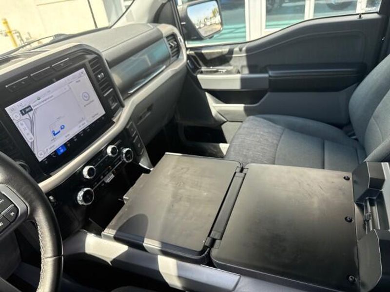 2023 Ford F-150 Lightning XLT photo 16