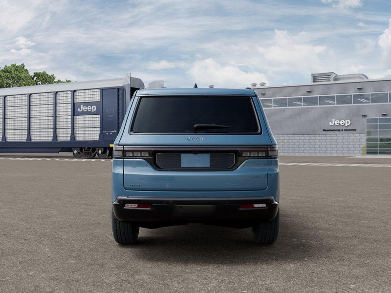 2026 Jeep Grand Wagoneer Limited Reserve 4x4Image 7
