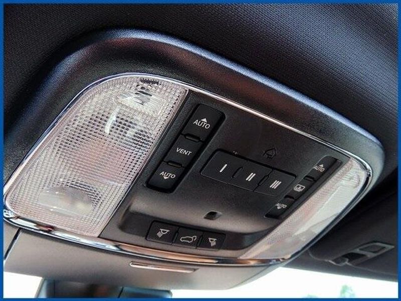 Used 2021 Jeep Grand Cherokee OverlandImage 17